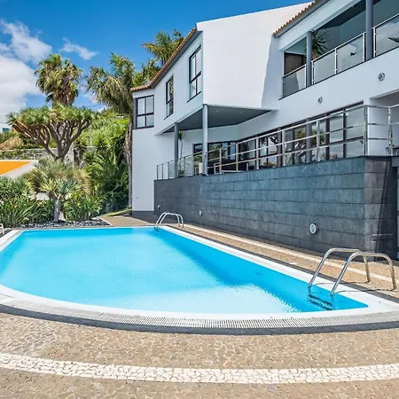 Crerital - By Wehost Villa *