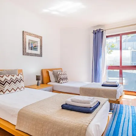 Crerital - By Wehost * Фуншал